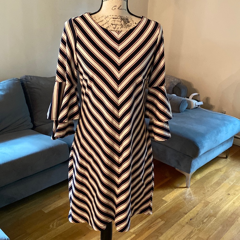 EUC New York & Company Stretch Navy Blue, White & Pink Bell Sleeve Dress